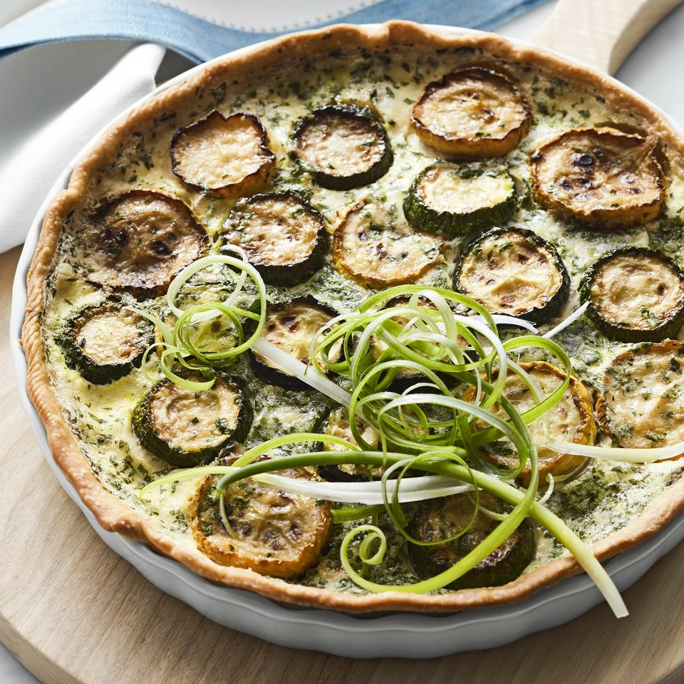 Light Wood Round Cheese Boards - Image 2