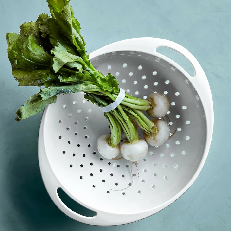 Open Kitchen by Williams Sonoma Melamine Colander - Image 2